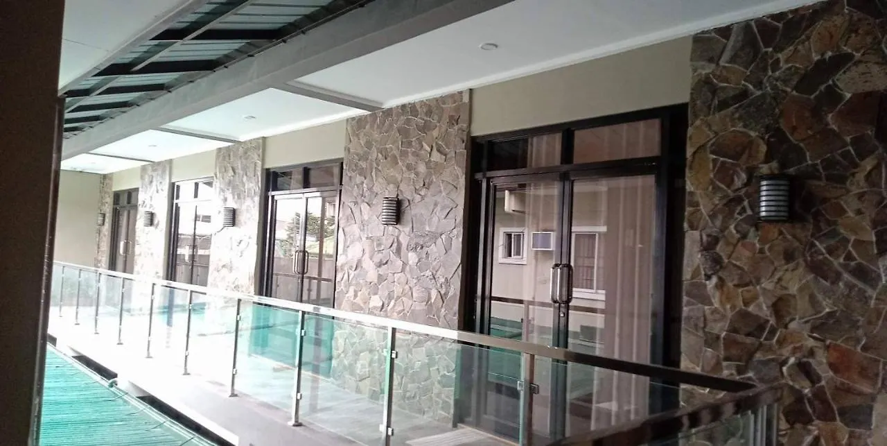 Aparthotel Regal425 Condotel Angeles