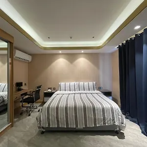 High Class 1br At One Euphoria Apartment